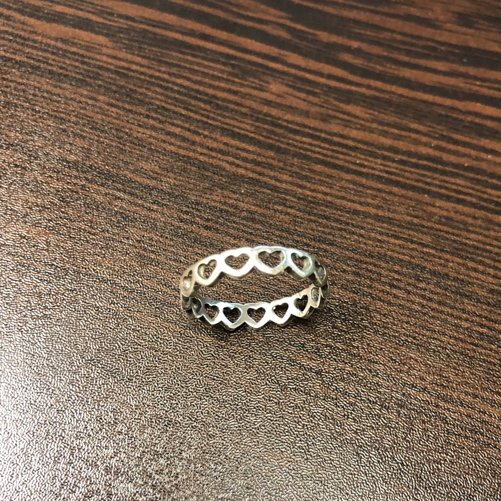 James Avery Tiny Hearts Ring